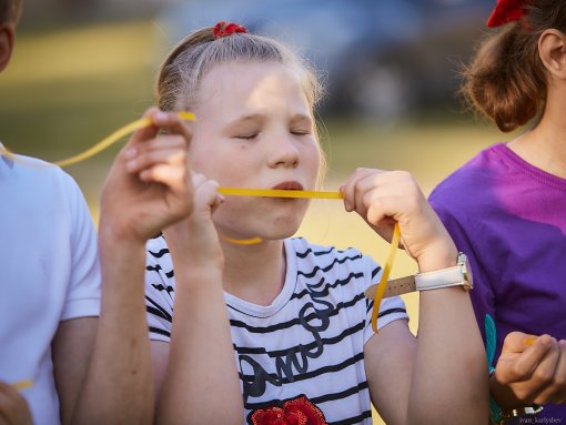 Big balloon for kids! The launch of the 26-meter balloon was seen by pupils of the boarding school № 9
