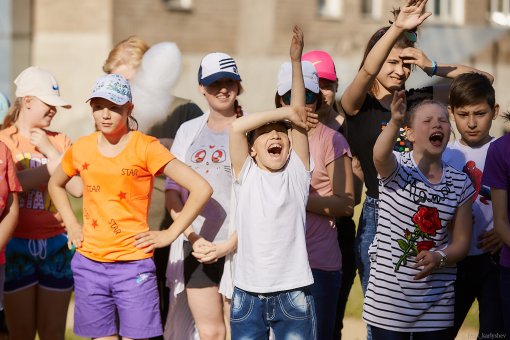 Big balloon for kids! The launch of the 26-meter balloon was seen by pupils of the boarding school № 9